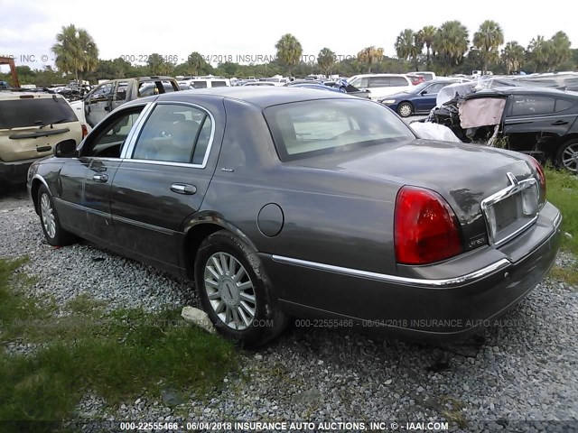 1LNHM83W14Y612555 - 2004 LINCOLN TOWN CAR ULTIMATE GRAY photo 3