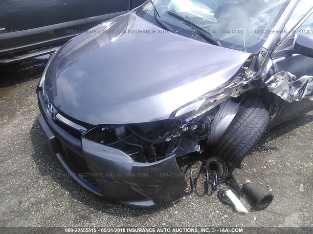 4T1BF1FK5FU112814 - 2015 TOYOTA CAMRY LE/XLE/SE/XSE GRAY photo 6