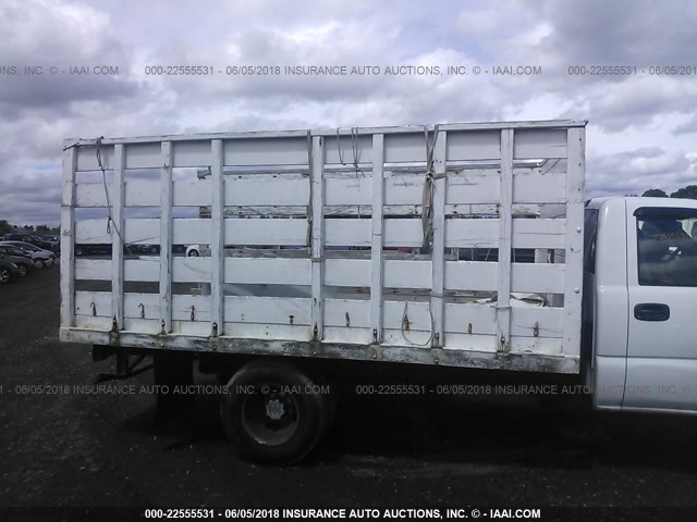 1GBJC34D76E269963 - 2006 CHEVROLET SILVERADO C3500 WHITE photo 7