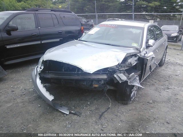 1G4HD57207U203528 - 2007 BUICK LUCERNE CXL SILVER photo 6