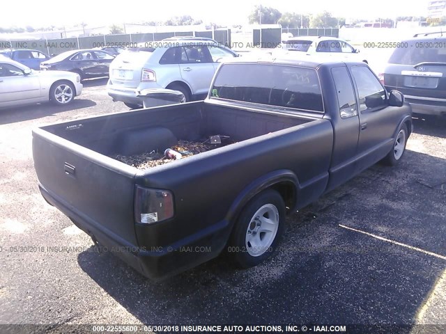 1GCCS19Z1R8139390 - 1994 CHEVROLET S TRUCK S10 BLACK photo 4