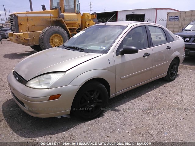 1FAFP3435YW154181 - 2000 FORD FOCUS SE/SE SPORT TAN photo 2