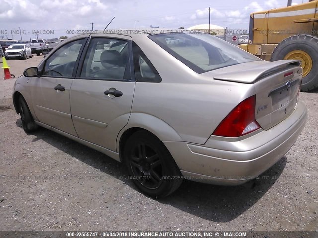 1FAFP3435YW154181 - 2000 FORD FOCUS SE/SE SPORT TAN photo 3