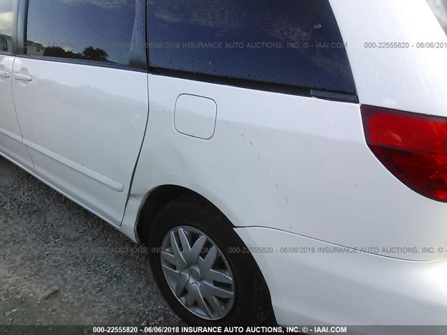 5TDZK23C08S168782 - 2008 TOYOTA SIENNA CE/LE WHITE photo 6