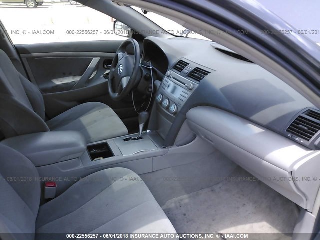 4T1BE46K07U571156 - 2007 TOYOTA CAMRY NEW GENERAT CE/LE/XLE/SE GRAY photo 5