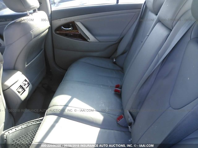4T1BK46K28U065449 - 2008 TOYOTA CAMRY LE/XLE/SE ლურჯი ფოტო 8
