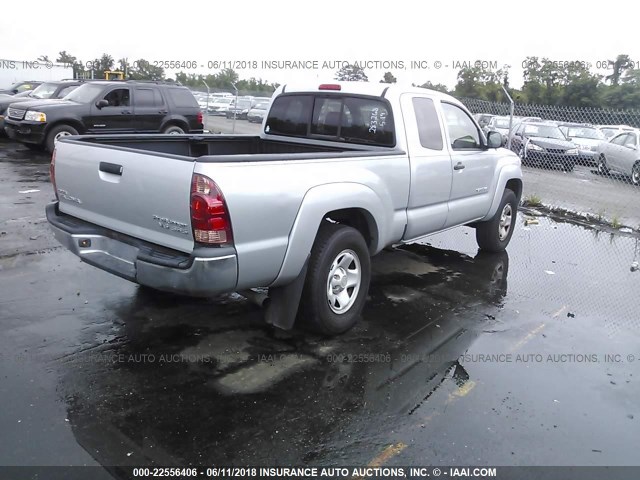 5TETU62N38Z470791 - 2008 TOYOTA TACOMA PRERUNNER ACCESS CAB SILVER photo 4