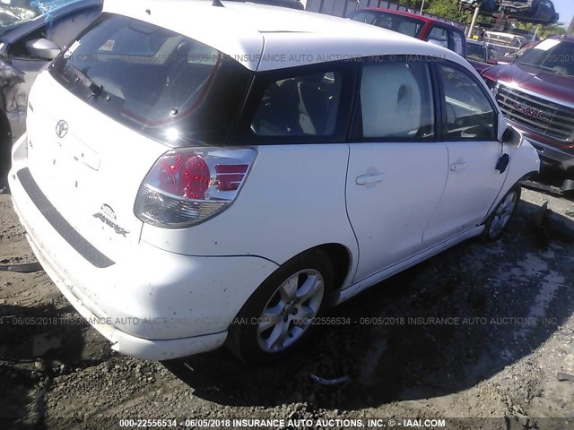 2T1KR32E18C694529 - 2008 TOYOTA COROLLA MATRIX XR WHITE photo 4