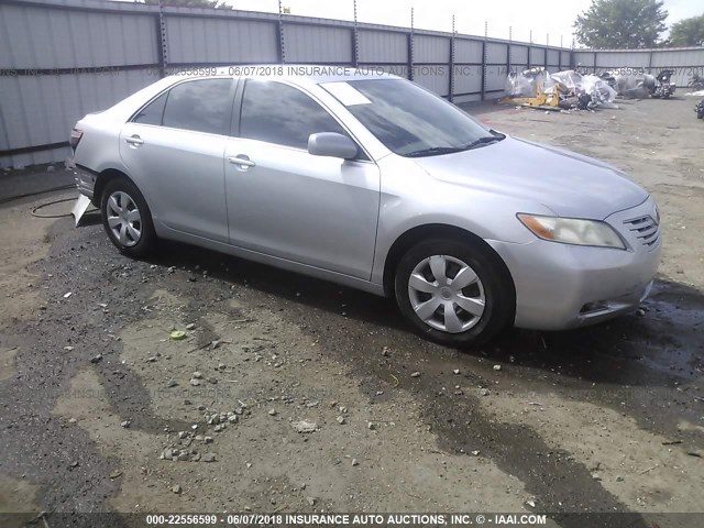 4T1BE46K57U038140 - 2007 TOYOTA CAMRY NEW GENERAT CE/LE/XLE/SE SILVER photo 1
