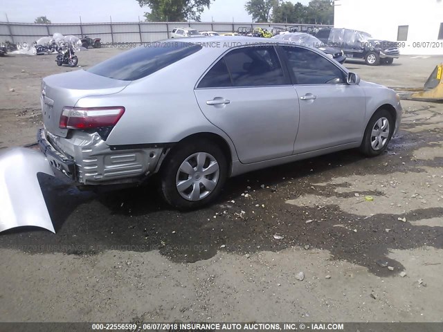 4T1BE46K57U038140 - 2007 TOYOTA CAMRY NEW GENERAT CE/LE/XLE/SE SILVER photo 4