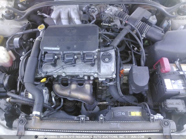 2T1CF22PX1C458623 - 2001 TOYOTA CAMRY SOLARA SE/SLE ოქროსფერი ფოტო 10