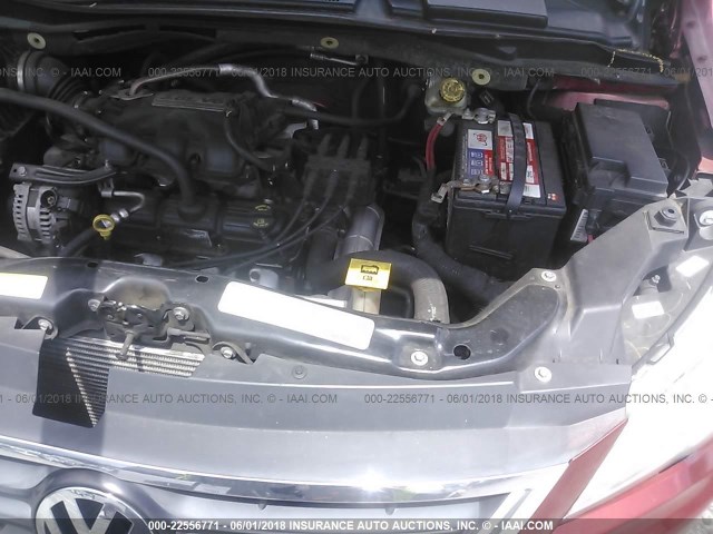 2V8HW441X9R559395 - 2009 VOLKSWAGEN ROUTAN S წითელი ფოტო 10