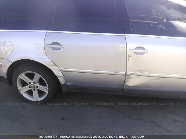 WVWWH63B34E014809 - 2004 VOLKSWAGEN PASSAT GLX 银色 照片 6