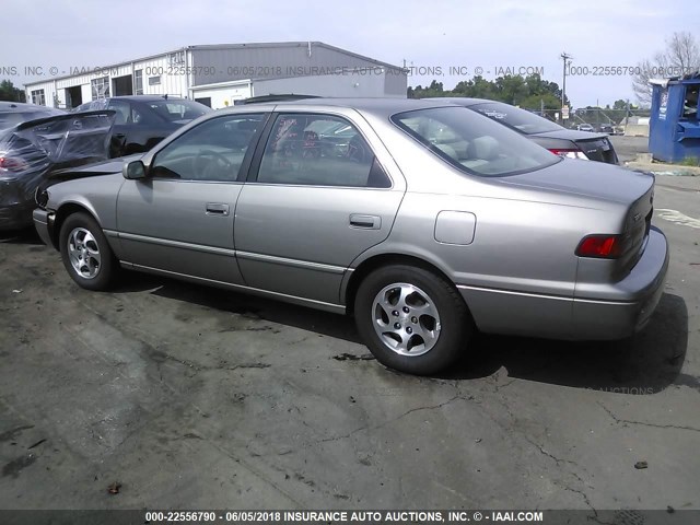 4T1BG22K1XU433291 - 1999 TOYOTA CAMRY CE/LE/XLE GRAY photo 3