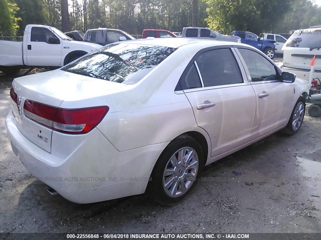 3LNHL2GC6AR615235 - 2010 LINCOLN MKZ WHITE photo 4