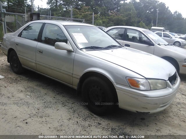 4T1BG22K41U798667 - 2001 TOYOTA CAMRY CE/LE/XLE 银色 照片 1