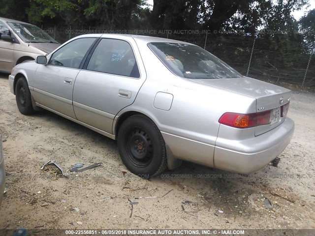 4T1BG22K41U798667 - 2001 TOYOTA CAMRY CE/LE/XLE 银色 照片 3