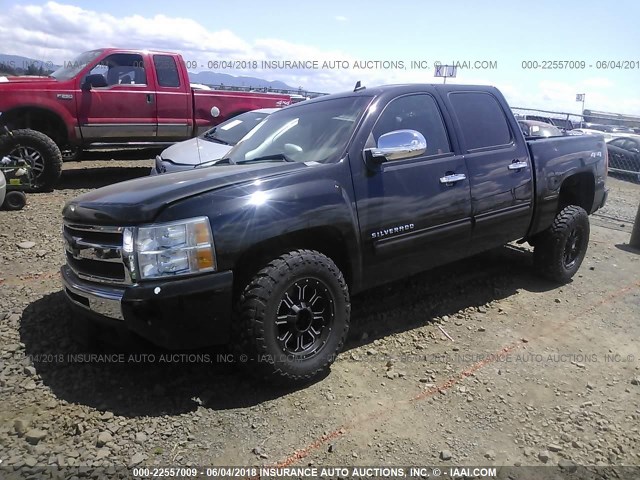 3GCPKREA9BG370375 - 2011 CHEVROLET SILVERADO K1500 LS BLACK photo 2