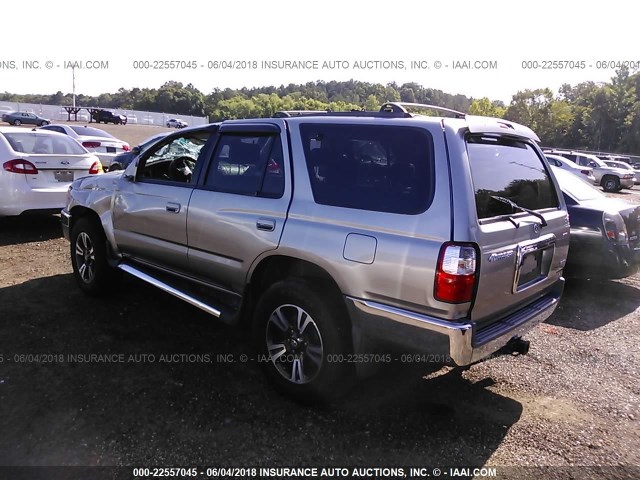 JT3GN86R820220658 - 2002 TOYOTA 4RUNNER SR5 GRAY photo 3