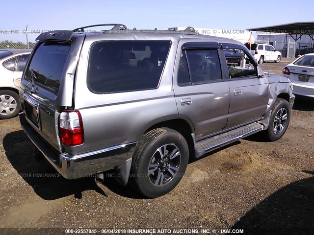 JT3GN86R820220658 - 2002 TOYOTA 4RUNNER SR5 GRAY photo 4