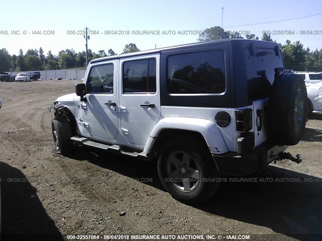 1C4BJWDG6DL596316 - 2013 JEEP WRANGLER UNLIMITE SPORT WHITE photo 3