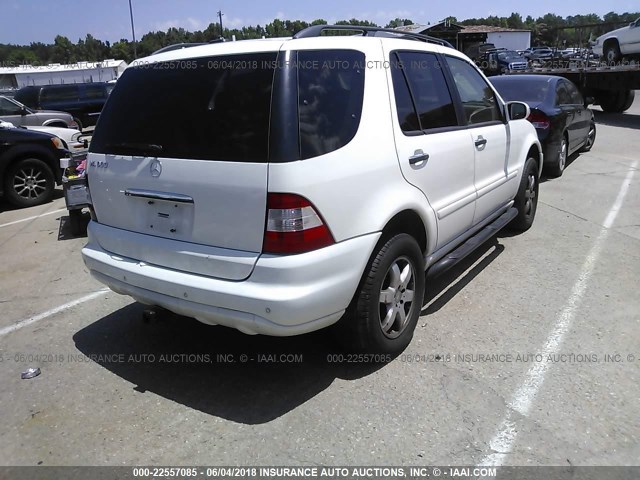 4JGAB75E92A346617 - 2002 MERCEDES-BENZ ML 500 WHITE photo 4