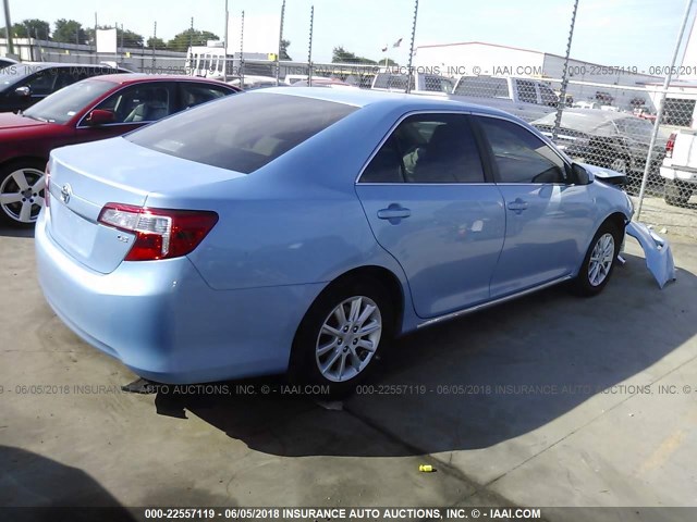 4T4BF1FK0CR225331 - 2012 TOYOTA CAMRY SE/LE/XLE ლურჯი ფოტო 4