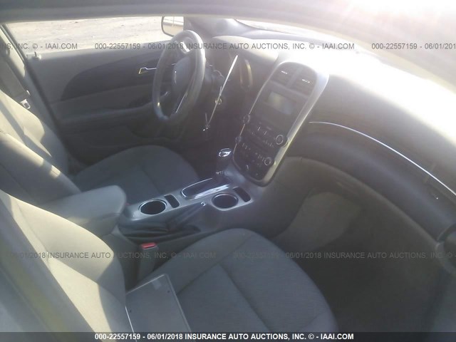 1G11A5SL0FF304501 - 2015 CHEVROLET MALIBU LS 黑色 照片 5