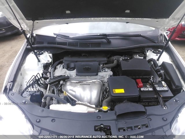 4T4BF1FK7FR458076 - 2015 TOYOTA CAMRY LE/XLE/SE/XSE თეთრი ფოტო 10