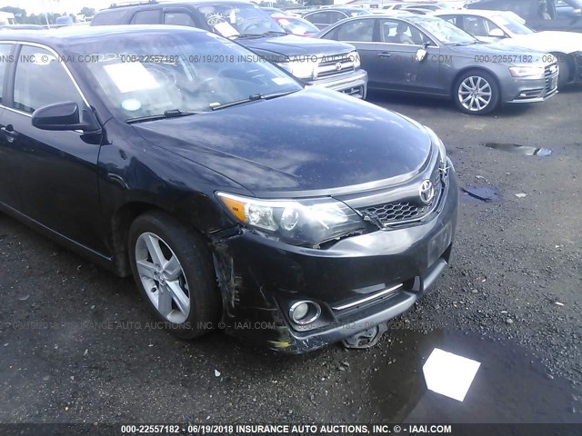 4T1BF1FK2EU419839 - 2014 TOYOTA CAMRY L/SE/LE/XLE 黑色 照片 6