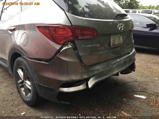 5NMZT3LBXHH026193 - 2017 HYUNDAI SANTA FE SPORT  GRAY photo 13