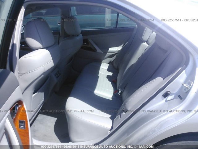 4T4BF3EK0AR085291 - 2010 TOYOTA CAMRY SE/LE/XLE ვერცხლისფერი ფოტო 8