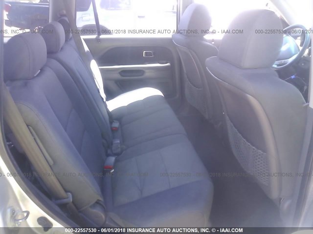 5FNYF28166B049935 - 2006 HONDA PILOT LX SILVER photo 8