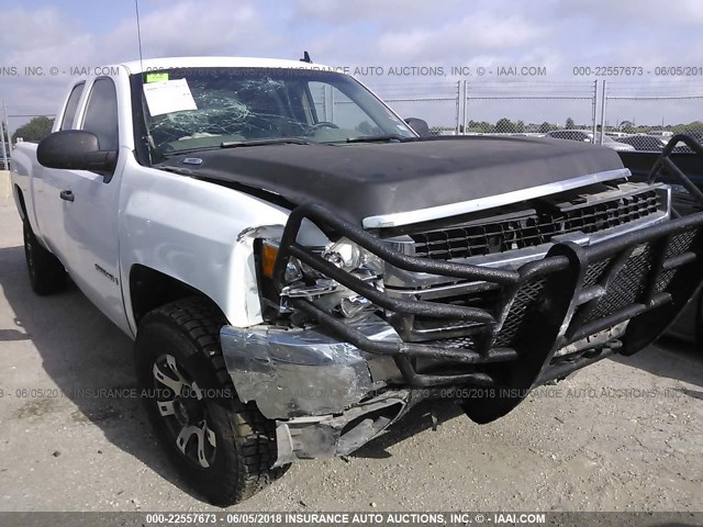 1GCHC49K39E161514 - 2009 CHEVROLET SILVERADO C2500 HEAVY DUTY WHITE photo 1