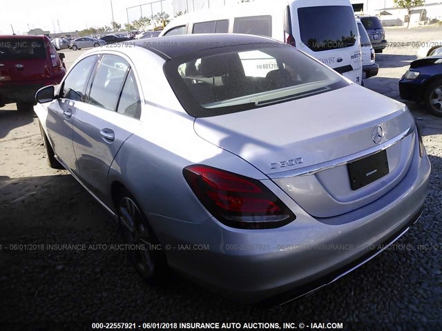 55SWF4JB3GU174526 - 2016 MERCEDES-BENZ C 300 SILVER photo 3