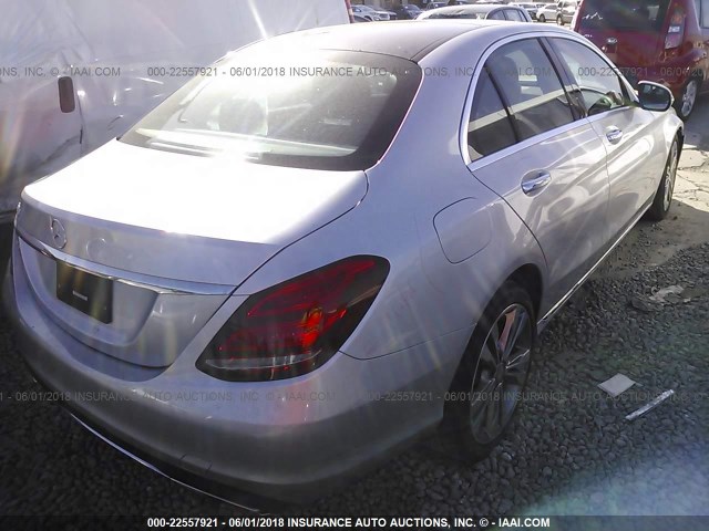 55SWF4JB3GU174526 - 2016 MERCEDES-BENZ C 300 SILVER photo 4