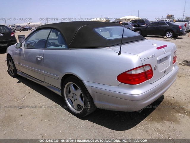 WDBLK70G61T069058 - 2001 MERCEDES-BENZ CLK 430 SILVER photo 3