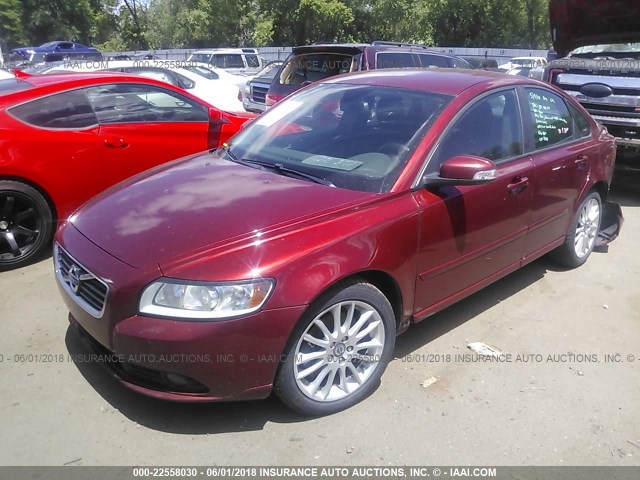 YV1672MS9B2544057 - 2011 VOLVO S40 T5 RED photo 2