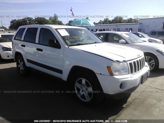 1J4GR48K46C154715 - 2006 JEEP GRAND CHEROKEE LAREDO/COLUMBIA/FREEDOM 白色 照片 1