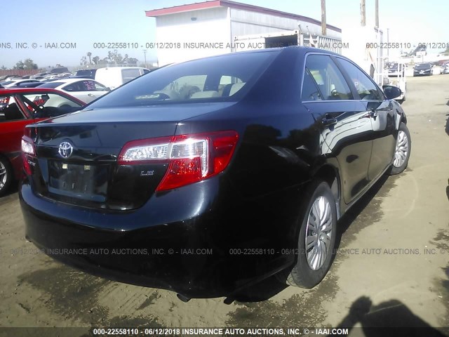 4T1BF1FK7CU025668 - 2012 TOYOTA CAMRY SE/LE/XLE შავი ფოტო 4
