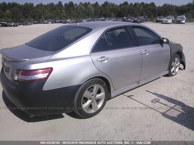 4T1BF3EK7BU748898 - 2011 TOYOTA CAMRY SE/LE/XLE SILVER photo 4