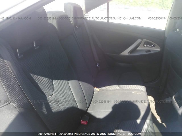4T1BF3EK7BU748898 - 2011 TOYOTA CAMRY SE/LE/XLE SILVER photo 8