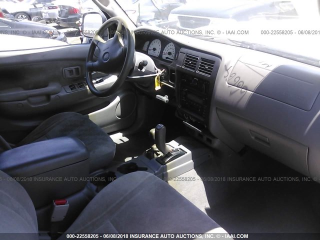 5TEHN72N02Z898267 - 2002 TOYOTA TACOMA DOUBLE CAB SILVER photo 5