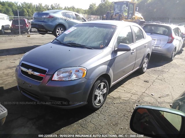 KL1TD5DE8AB074705 - 2010 CHEVROLET AVEO LS/LT GRAY photo 2