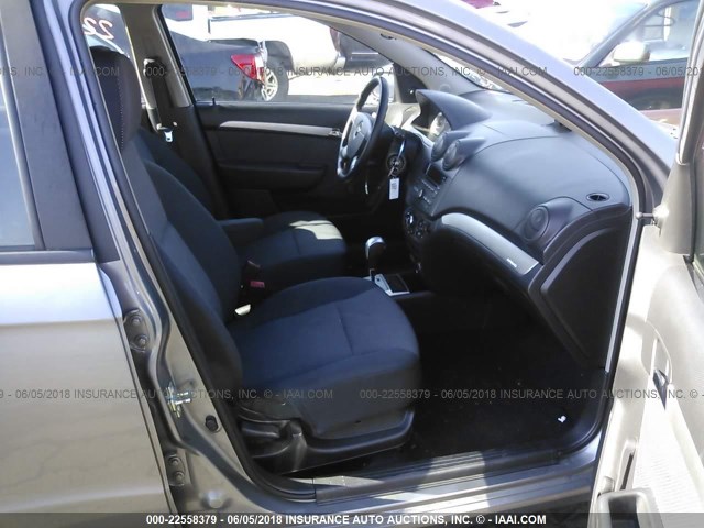 KL1TD5DE8AB074705 - 2010 CHEVROLET AVEO LS/LT 灰色 照片 5