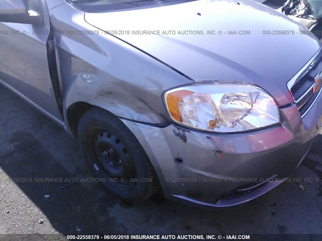 KL1TD5DE8AB074705 - 2010 CHEVROLET AVEO LS/LT 灰色 照片 6