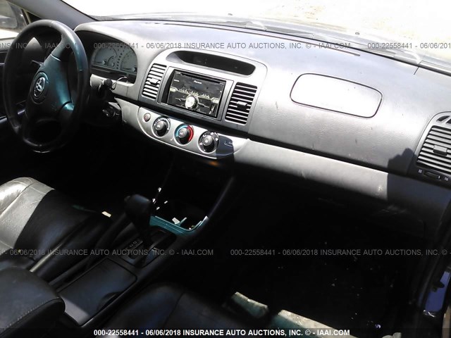 JTDBF30K520013856 - 2002 TOYOTA CAMRY LE/XLE/SE Qara foto 5