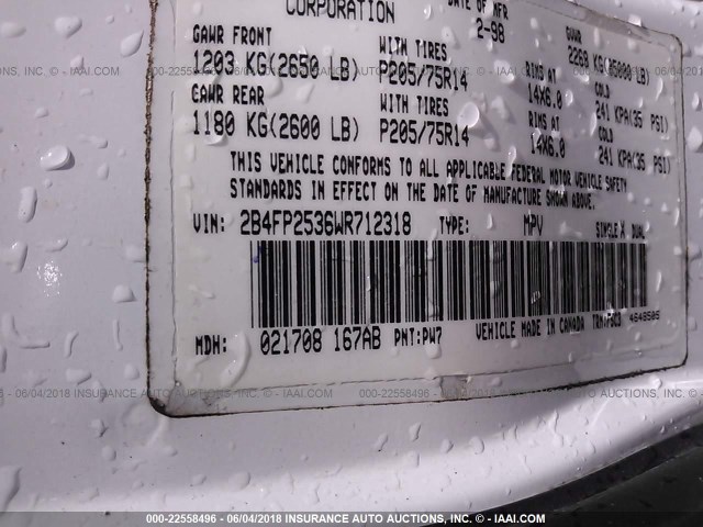 2B4FP2536WR712318 - 1998 DODGE CARAVAN WHITE photo 9