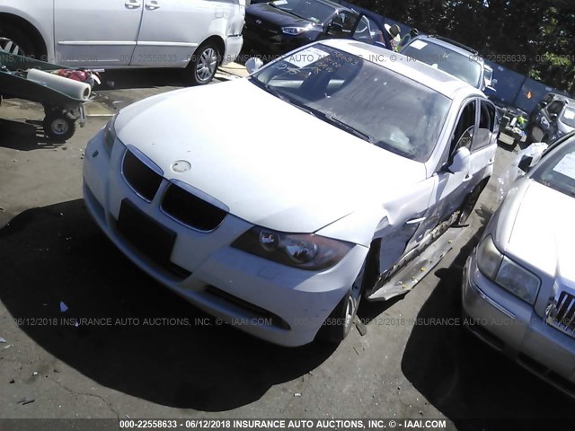 WBAVC73528KX91156 - 2008 BMW 328 XI SULEV WHITE photo 2