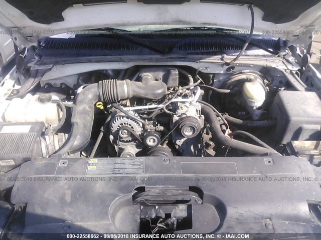 1GCEC14X27Z109544 - 2007 CHEVROLET SILVERADO C1500 CLASSIC WHITE photo 10